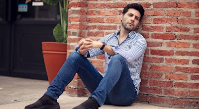  Sebastián Lasquera presenta su último disco: Tu amor me devolvió la vida.