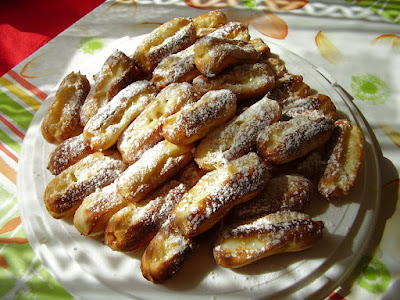 eclairs