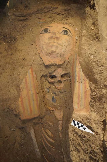 Εντυπωσιακός τάφος και χειροποίητα αντικείμενα βρέθηκαν στην νεκρόπολη Σακκάρα