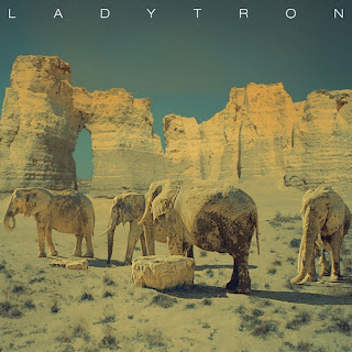 Ladytron - White Elephant Lyrics