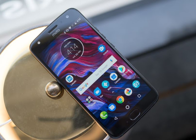 Moto X4 Android One