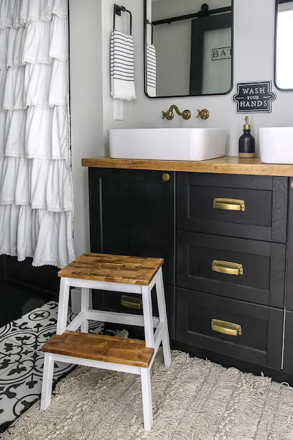 black and white bathroom makeover