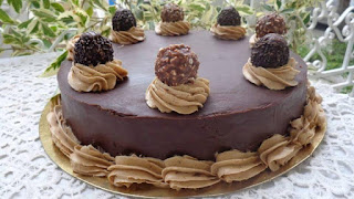 Recette du gâteau noisette chocolat au ferréro rocher