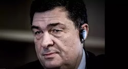  Αλέξης Παπαχελάς που εμφανίζεται σε "έγκυρες πήγες" και στα κανάλια, τώρα γράφει με το κλασικό ύφος που έχουν όλοι αυτοί, την ...