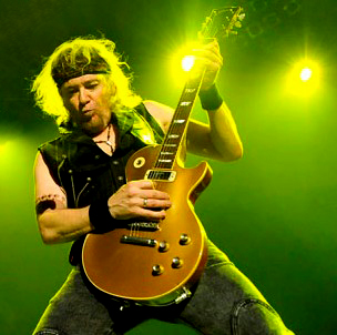 Adrian Smith fala sobre Grammy, álbuns e egos