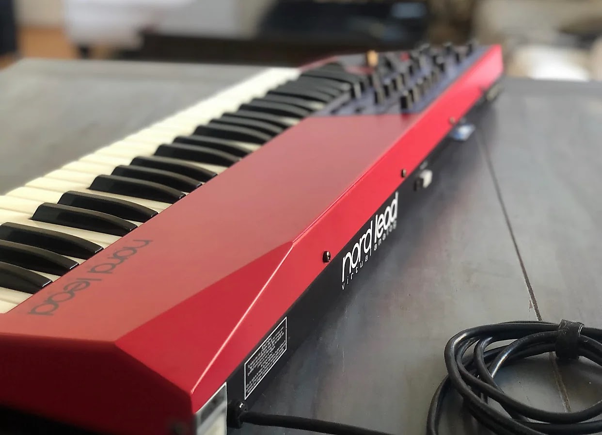 MATRIXSYNTH: Nord Lead 1 with 12 Voice Expansion and Memory Card