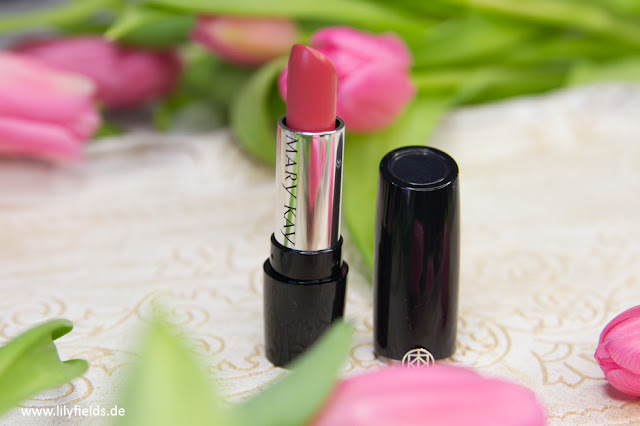 Gel Semi-Matte Lipstick in der Farbe Always Apricot