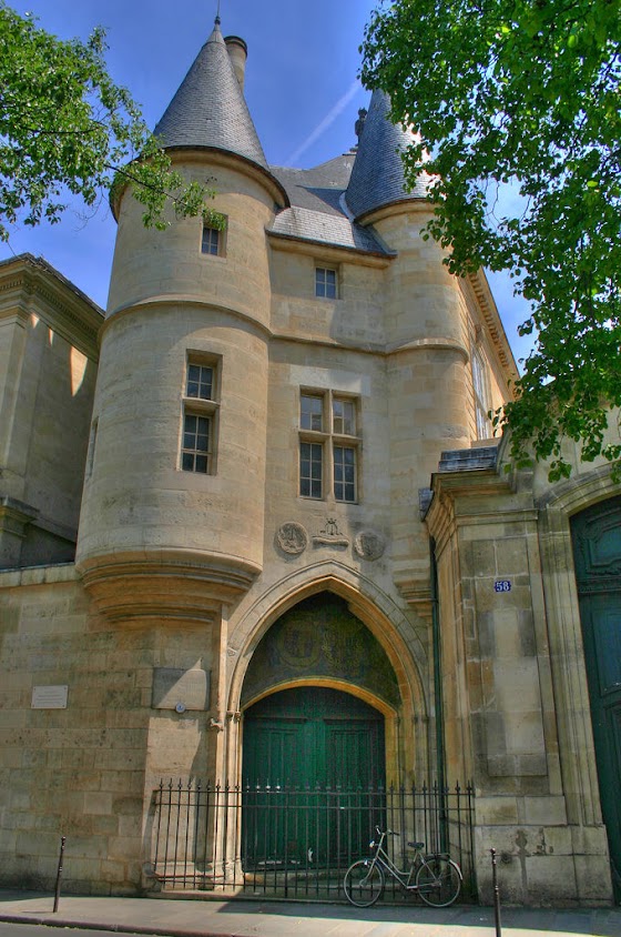 Hotel de Rohan, torres do palácio dos príncipes de Lorena, Paris, castelos medievais