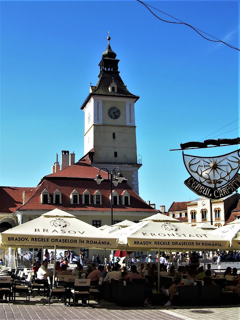 Braszów, Rynek i ratusz