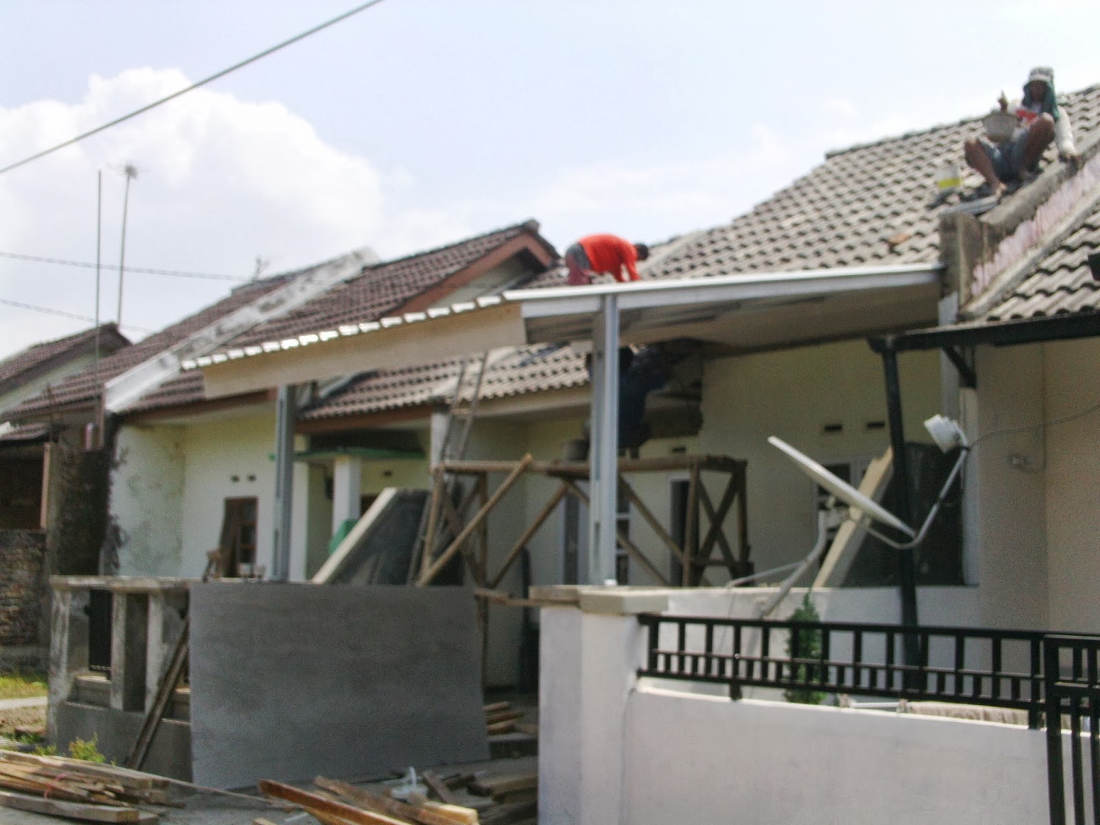Babagi Pangalaman Renovasi Atap Rumah Type 36 Bersubsidi