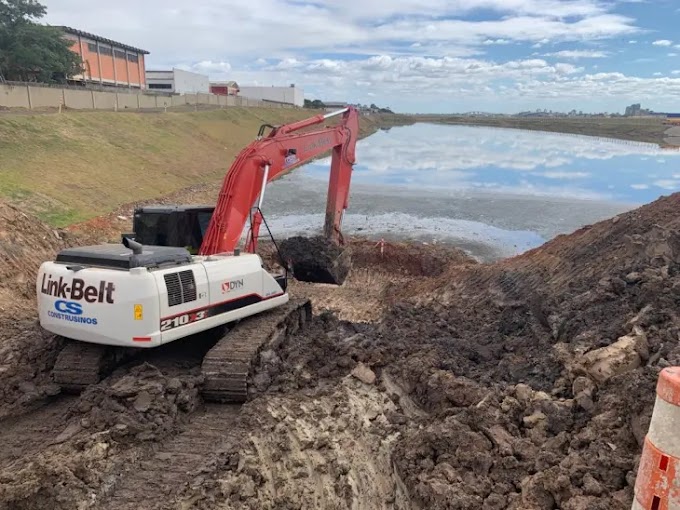 Empresa brasileira, Construsinos tem dez escavadeiras em operações no Rio Grande do Sul