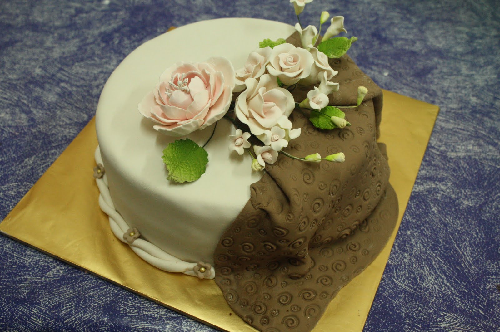 Brown & Ivory Wedding Cake