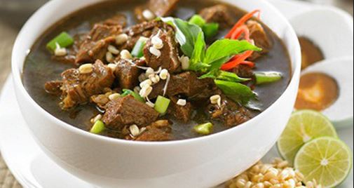 Resep dan Cara Membuat Rawon Daging Sapi Spesial Yang Enak Beserta Bumbunya