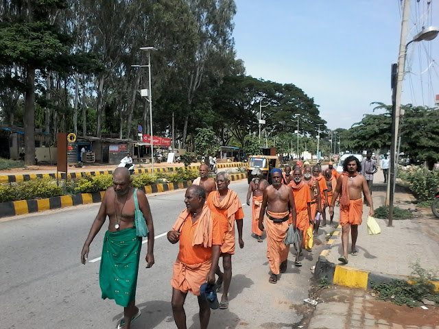 காசி பாதயாத்திரை