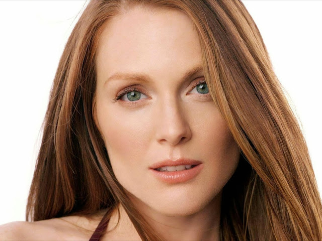 Julianne Moore Wallpapers Free Download