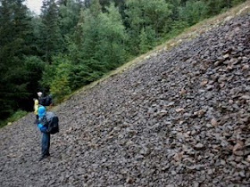 Hiking to Gull Rock