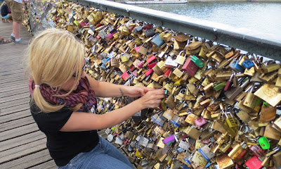 Bucket List: padlock the Pont Des Arts and throw the key in the Seine River, Paris, France www.thebrighterwriter.blogspot.com