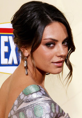 Mila Kunis Dangling Diamond Earrings