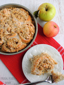 Apple Crisp Sweet Rolls- what happens when fluffy homemade cinnamon rolls meets comforting apple crisp