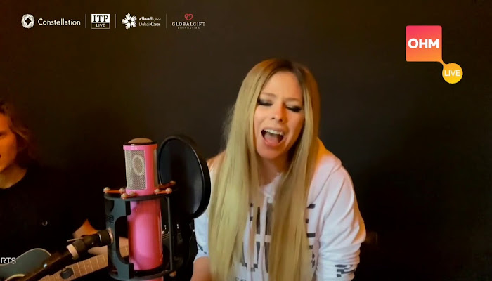 Avril Lavigne, Dua Lipa y más se unieron a la transmisión en vivo de OHM Live