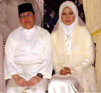 Thinking Of Life Wanita Dakwa Sudah 2 Tahun Jadi Isteri Kedua Sultan Kelantan