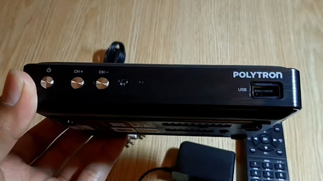 Tampak depan  set top box polytron PDV 600T2 DVB-T2