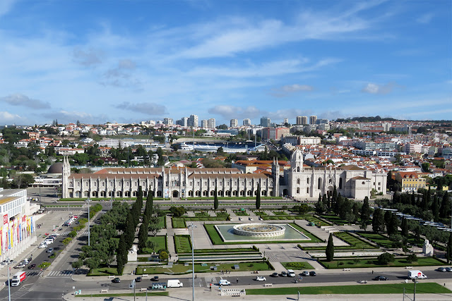 Mosteiro dos Jerónimos (Jerónimos Monastery), view from the top of Padrão dos Descobrimentos, Praça do Império, Belém, Lisbon