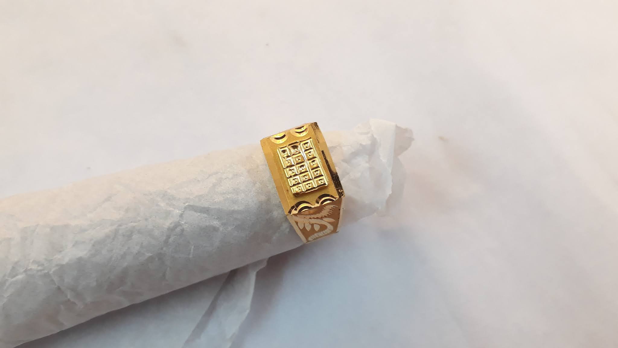 #goldringformen #ringgoldformens #engagementring #latestgoldringdesigns  #engagementringformen  #latestgentsring #gentsboxring  #gentsring #ringformen #goldringdesigns #GOLDRINGDESIGNSFORMENWITHWEIGHT #menringcollection #ringformenwithprice #goldring #mensgoldring #latestgoldring #ring #samantajewellers