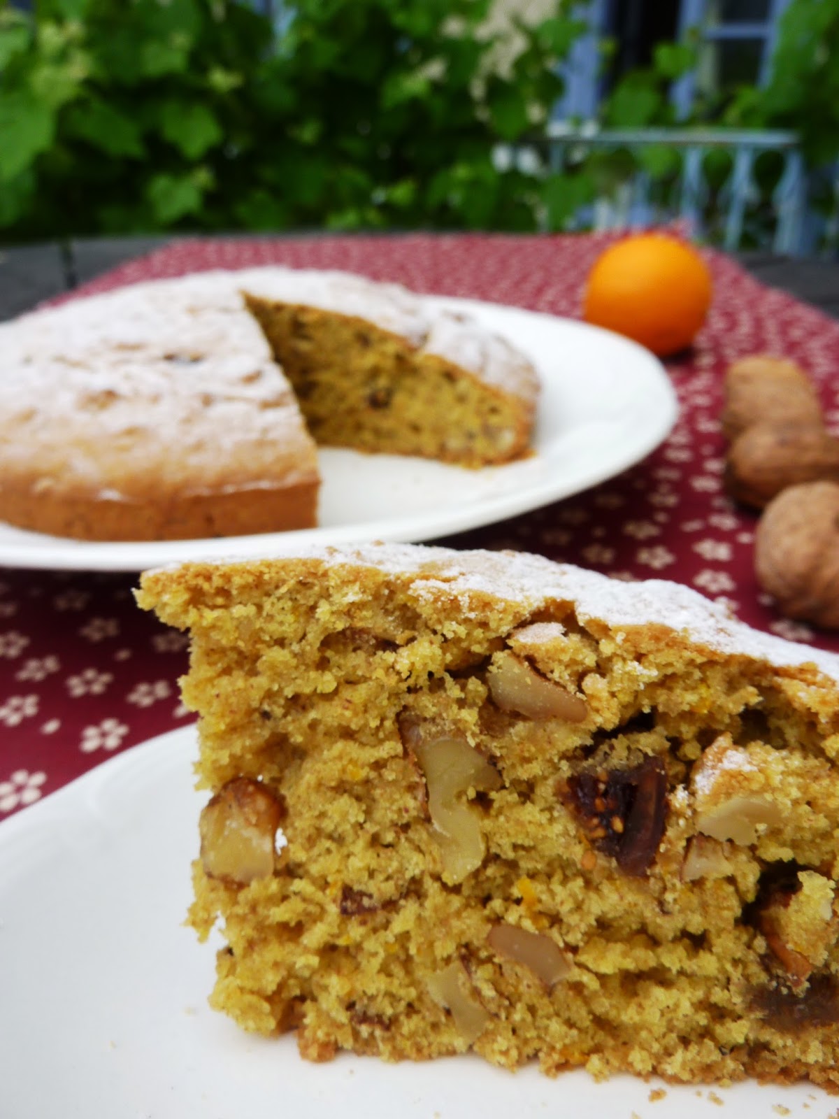Fanouropita Gateau Vegan A L Orange Aux Epices Et Aux Fruits Secs