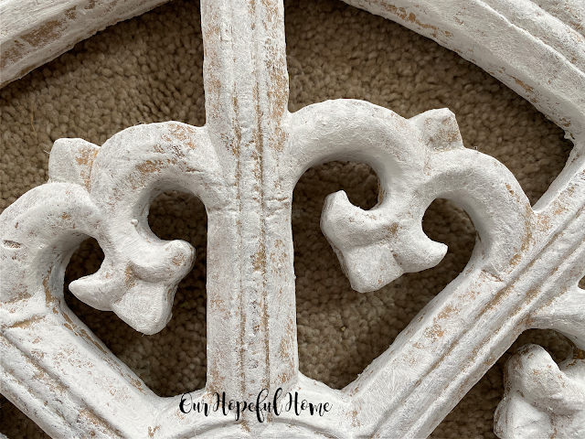 details on gothic arch wall art