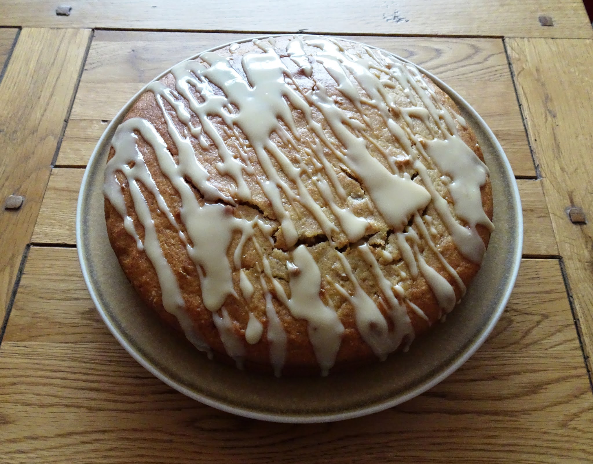 James Martin Date And Walnut Loaf Coffee And Walnut Cake Recipe Delicious Magazine You Can Freeze This Loaf On The Day You Baked It And It Will Keep Well Wrapped