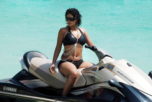 mumaith khan bikini pics