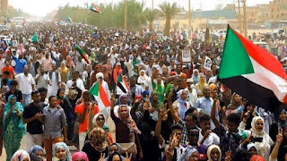 لجان المقاومة في السودان ترفض التسوية وتدعو الجميع للتوحد والاصطفاف لإسقاط الانقلاب