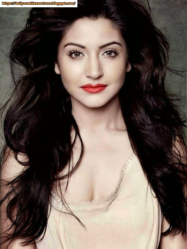 Bollywood Actress Beautiful Anuskha Sharma
