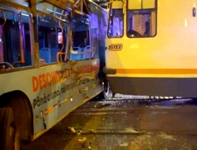 VIDEO/ Accident între un tramvai 41 și un autobuz