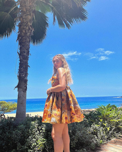 Aj Clementine – Most Beautiful Transgender Girl in Floral Summer Mini Dress