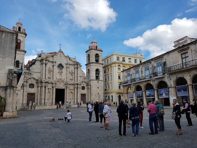 Praça da Catedral de Havana - Habana Vieja - Cuba