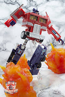 Transformers Missing Link C-01 Convoy 39