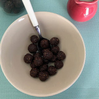 Billes de céréales chocolat-noisettes maison façon Nesquik 