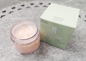 moisturesurge-clinique-musthave_notinohr