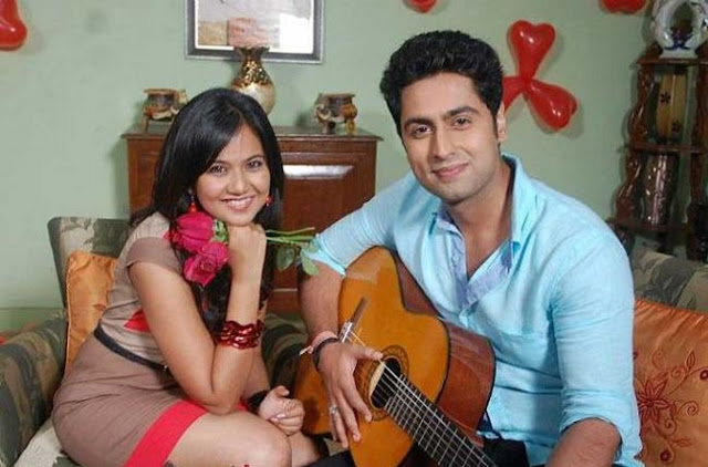 Mayank & Gunjan Couple Wallpaper Download