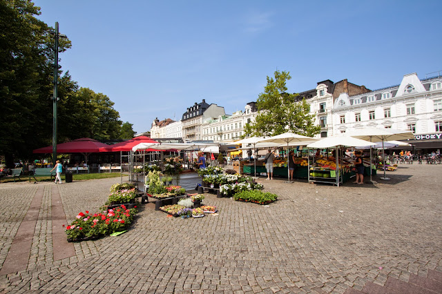 Piazza Mollevangstorget-Malmo