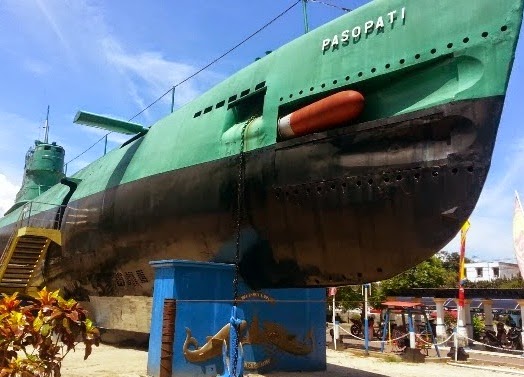 Monumen Kapal Selam - Daftar 5 Tempat Wisata untuk Liburan di Surabaya