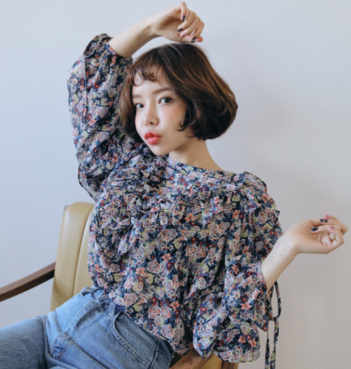 Self-Tie Cuff Frilled Floral Blouse