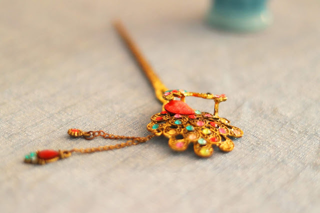 Close-up view of a hair jewelry piece.