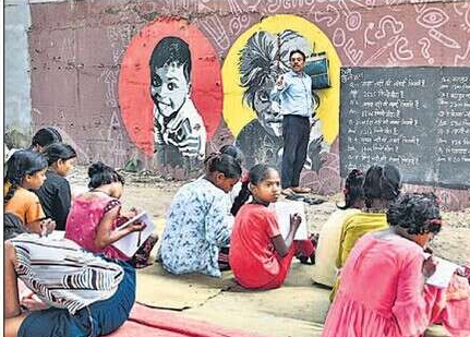 पेशे से शिक्षक नहीं पर शिक्षा को समर्पित कर दिया पूरा जीवन