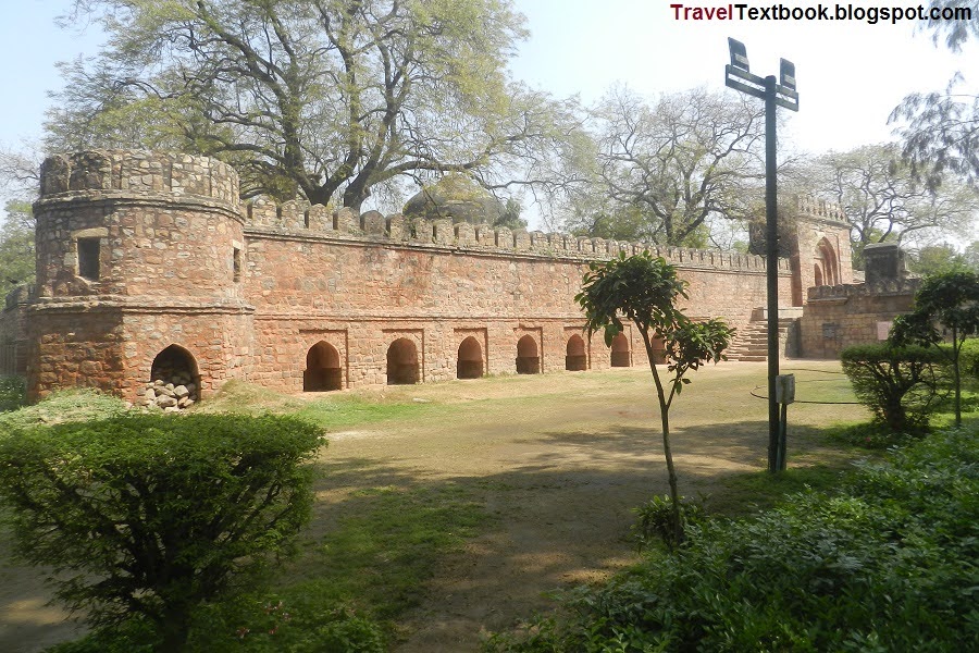 Sikandar Lodi Tomb