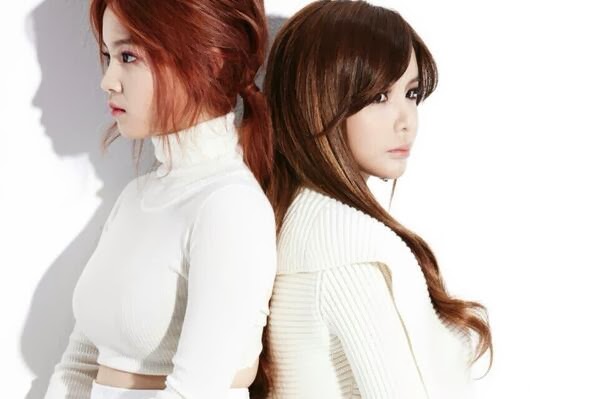 View image Amazing K-pop girl group "2NE1" part 2 (Park Bom and Park-SanDara) Amazing K-pop girl group "2NE1" part 2 (Park Bom and Park-SanDara)