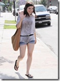 Sophia Bush 01