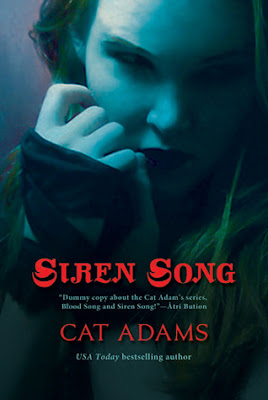 2 - Siren Song (Saga Blood Singer)